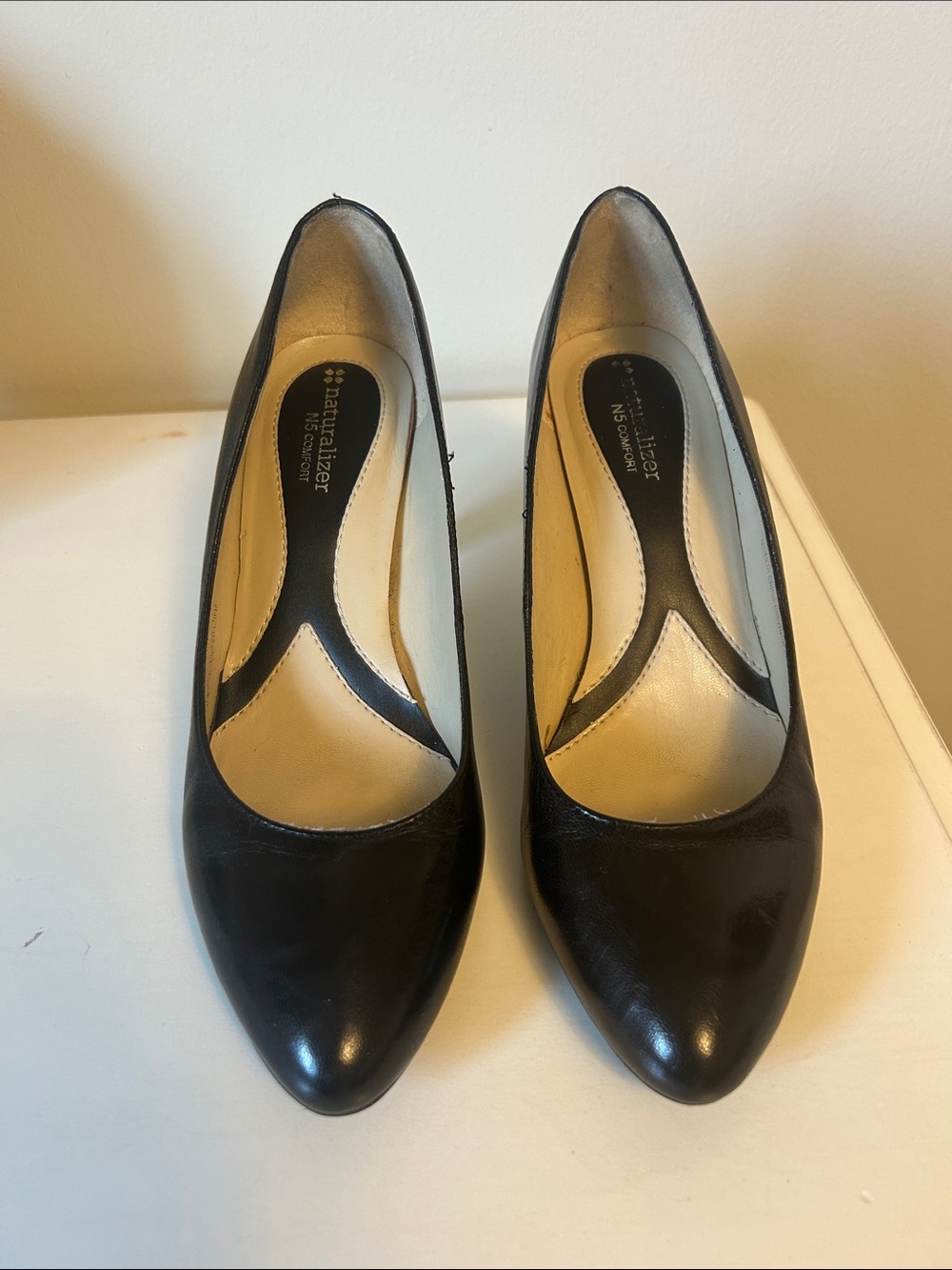 Naturalizer Black Women's Pointed Toe Pumps